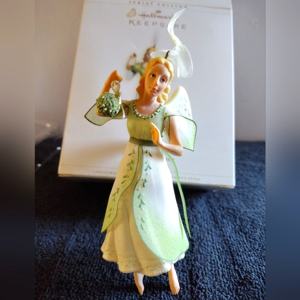 Hallmark Keepsake Ornament "The Gift of Love" 1st in the series of Holiday Angel
